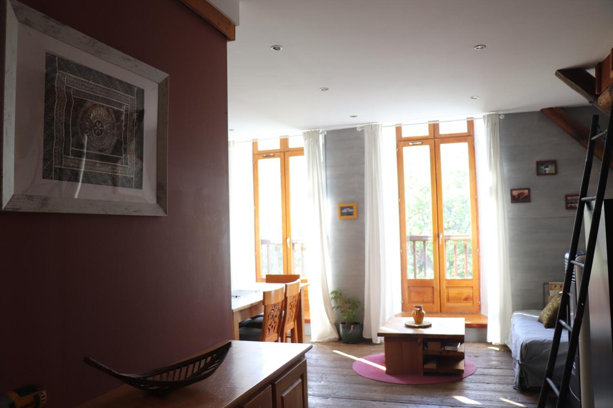 Appartement Dans Une Maison De Pays Бриансон Экстерьер фото
